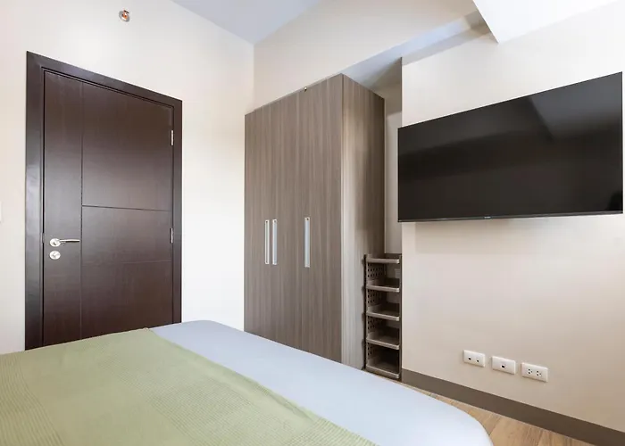 Cozy Modern 1br Minimalist Near Bgc & Airport Apartamento *